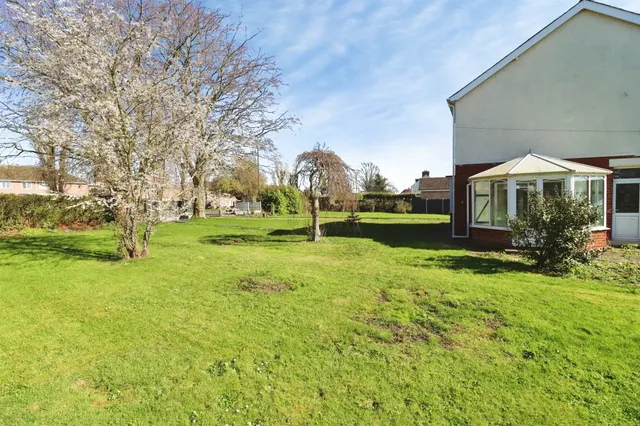 Photo 2 — Creswell Road, Clowne, Chesterfield