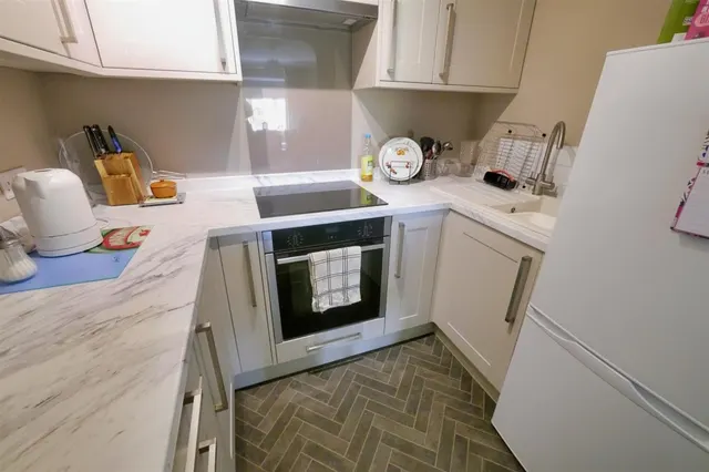 Gratwicke Road, Worthing, BN11, photo 3