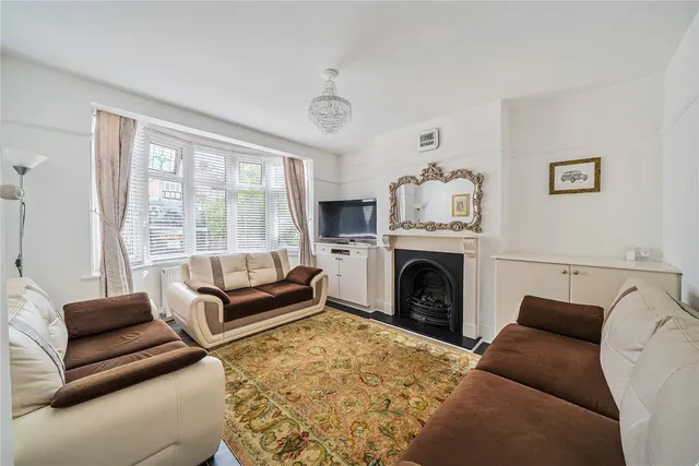 The Avenue, West Wickham, BR4, photo 1
