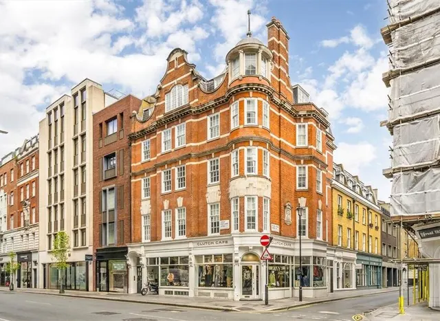 Great Portland Street, Fitzrovia & Covent Garden, W1W, photo 1