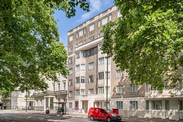 Hyde Park Place, London, W2, photo 2