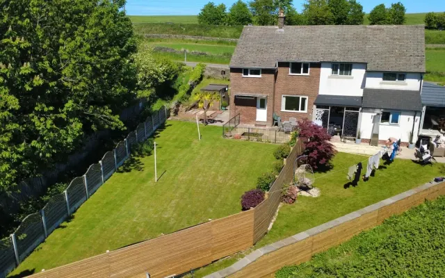 Photo 3 — Huddersfield Road, Penistone