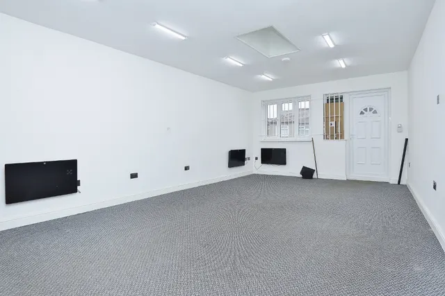 Photo 2 — Clockhouse Lane, Romford, Collier Row, RM5 3PH
