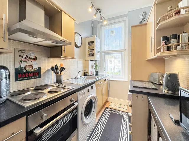 Tennyson Road, Worthing, BN11, photo 3