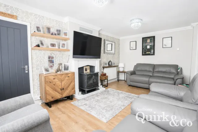 Beverley Avenue, Canvey Island, SS8, photo 2