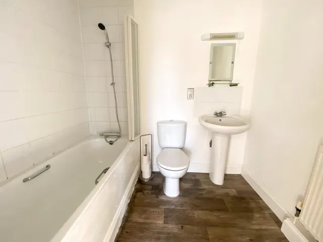 Shaw House, Tottenham, N17, photo 3