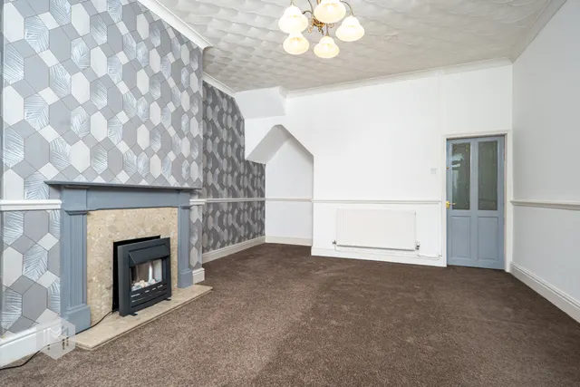 Photo 3 — Bolholt Terrace, Bury, BL8 1PP
