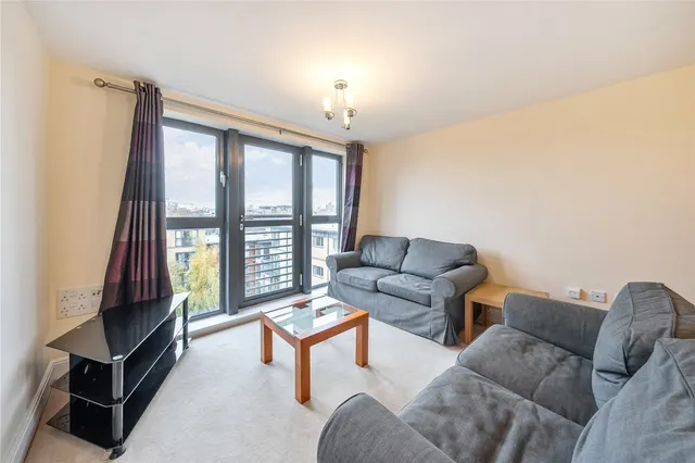 Spa Road, London, SE16, photo 3