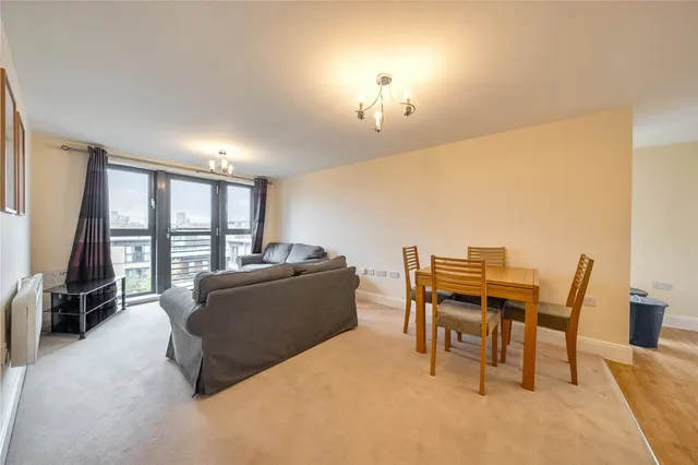 Spa Road, London, SE16, photo 1