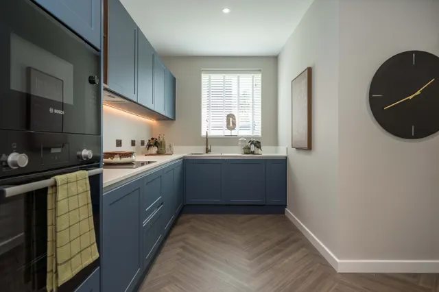 Twyford Abbey Road, London, NW10, photo 3