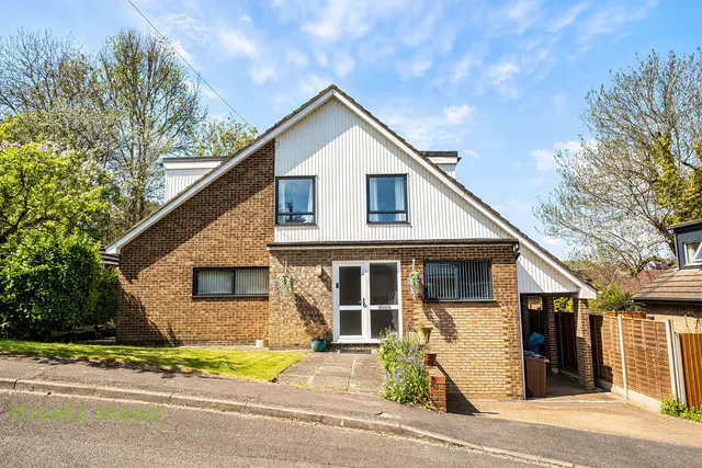 Haycroft Close, Coulsdon, CR5, photo 1