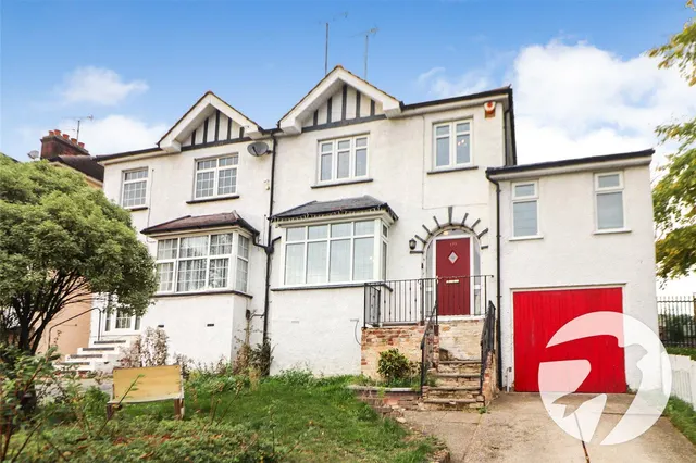 Avenue Road, Lesney Park, DA8, photo 2