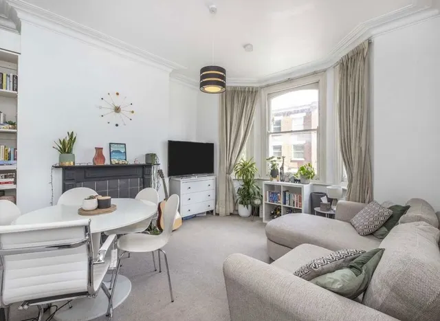 Rostrevor Road, Parsons Green, SW6, photo 2