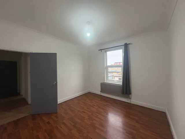 Alloa Road, Ilford, IG3, photo 3