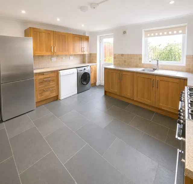 Lyon Street, Southampton, SO14, photo 2