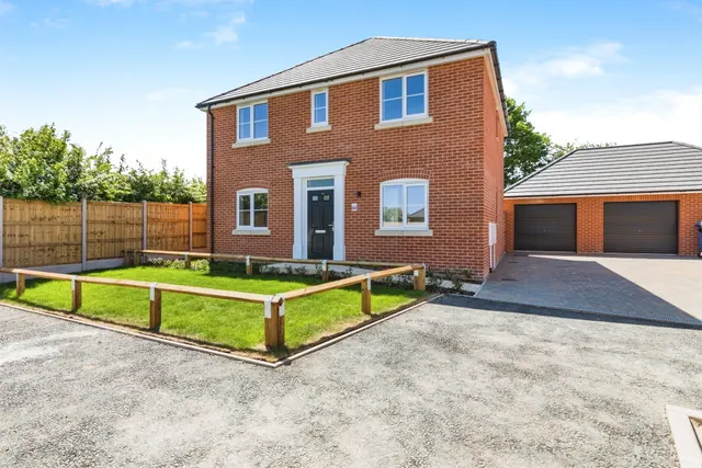 Bedingfield Road, Bungay, photo 1