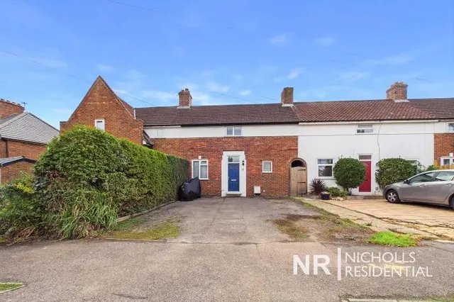 Rowden Road, West Ewell, KT19, photo 1