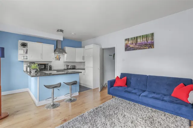 London Road, High Wycombe, HP11, photo 3
