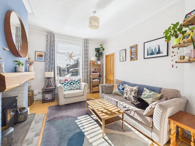 Belgrave Road, Bingley, BD16, photo 3
