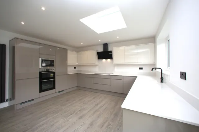Templegate Rise, Leeds, LS15, photo 3