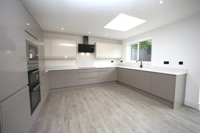 Templegate Rise, Leeds, LS15, photo 2