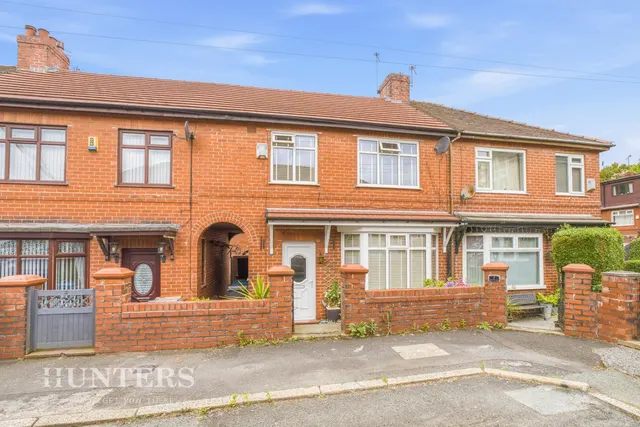 Gracie Avenue, Oldham, photo 1