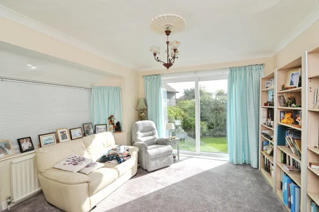 Pett Level Road, Fairlight, TN35, photo 2