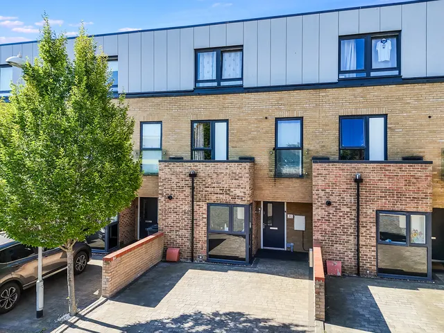 33 Dunn Side, Chelmsford, Essex, CM1 1DL, photo 1