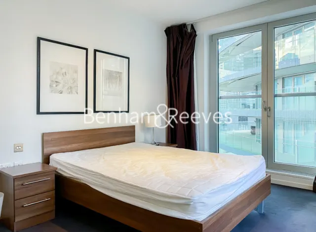 Isle of Dogs, Canary Wharf, E14, photo 3