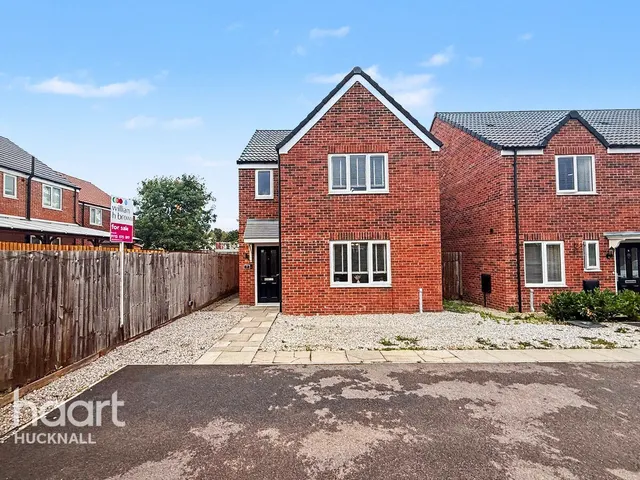 Turner Grove, Nottingham, NG15, photo 1