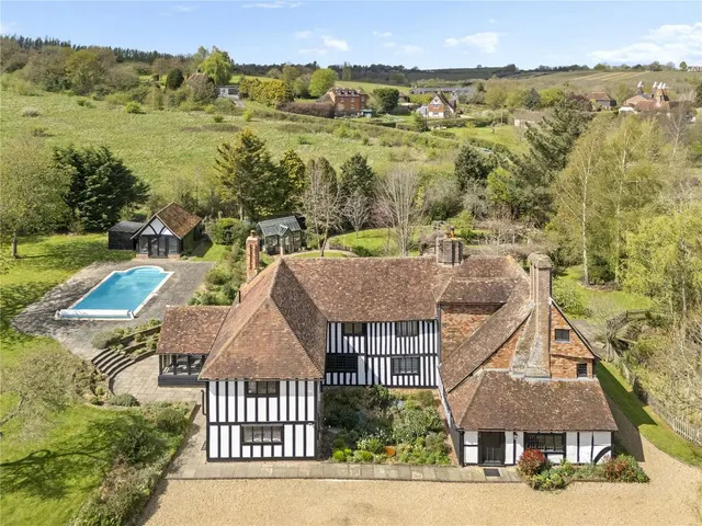 Summerhill, Goudhurst, Cranbrook, Kent, TN17 1JT, photo 1