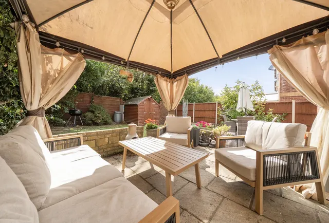 Photo 2 — The Worthys, Gloucestershire, Bradley Stoke, BS32 8DH