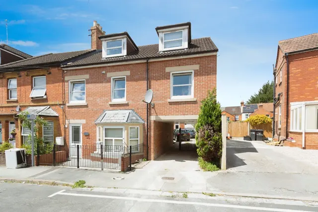 Everton Road, Yeovil, photo 1