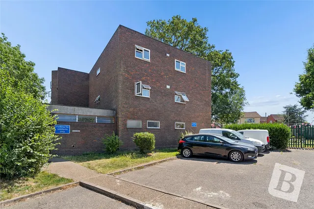 Southend Road, Wickford, SS11, photo 1