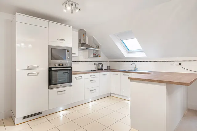 Heron Place, Kidlington, photo 3