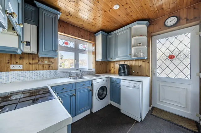 Wheatfield Road, Selsey, PO20, photo 3