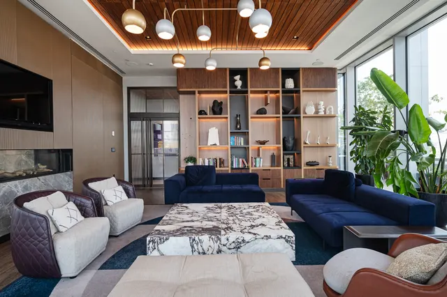 Apartment B1114, Bloom West Apartments, London, photo 1