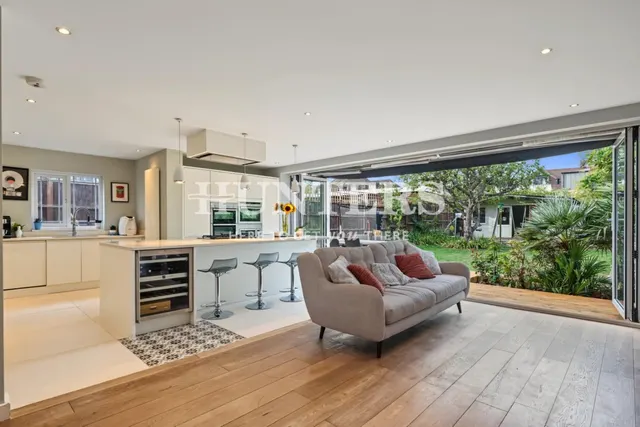 Purley Avenue, London, NW2, photo 2