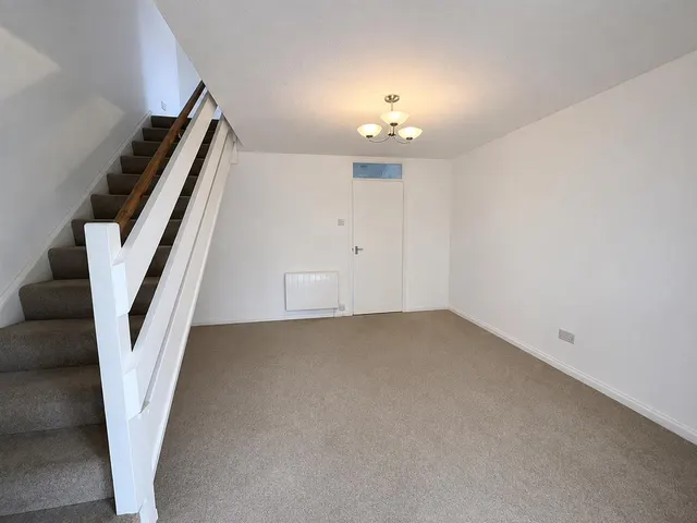 Howard Close, Long Eaton, NG10, photo 3