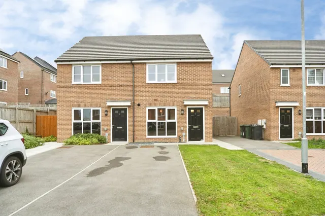 Wortley Vale, Leeds, LS12, photo 1