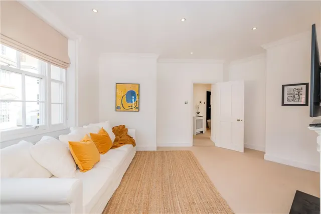 Brook Street, Mayfair, W1K, photo 1
