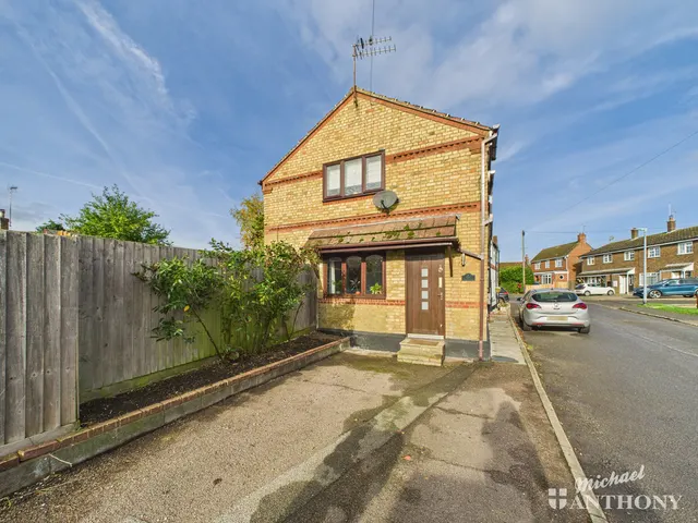 1 bedroom flat — The Old Chapel, Slapton, Church Road, Leighton Buzzard, LU7 9BX