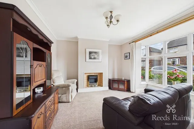 Photo 2 — Frances Avenue, Crosland Moor, Huddersfield, West Yorkshire, HD4