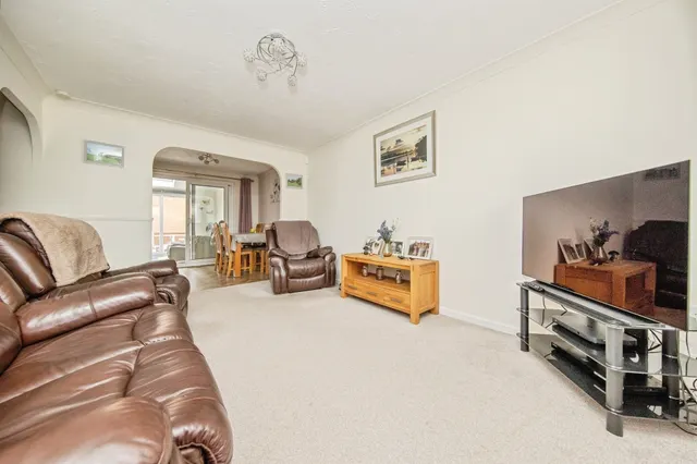 Photo 3 — Edwin Panks Road, Hadleigh, Ipswich