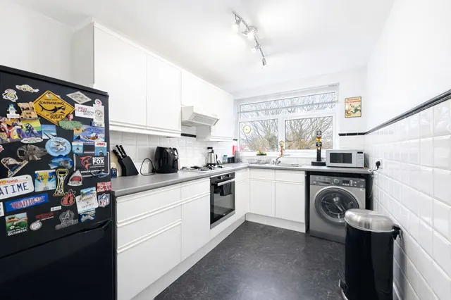 Trident Close, Walmley, B76, photo 3