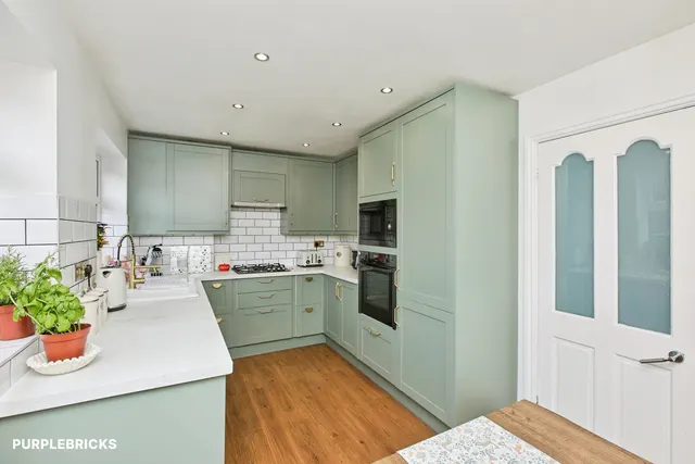 Ingham Drive, Mickleover, DE3, photo 3