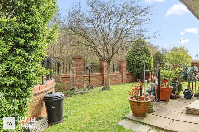 Kingsdale Court, Waltham Abbey, EN9, photo 3