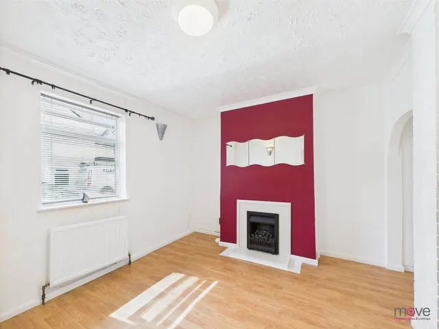 Photo 2 — Russell Street, Cheltenham, GL51 9HW