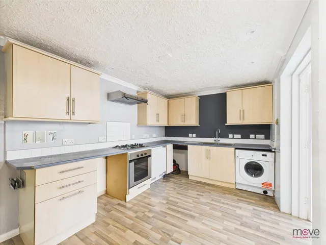 Photo 3 — Russell Street, Cheltenham, GL51 9HW