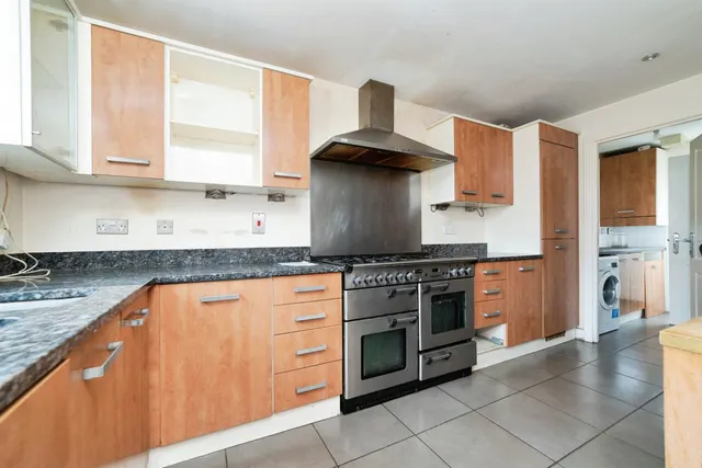 Palmerston Way, Fairfield, SG5, photo 2